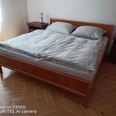 Byt - Apartman - Robotnicka Bratislava Dış mekan fotoğraf